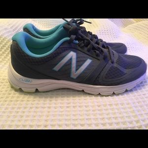 Womens New Balance Cush Running Shoes size 10